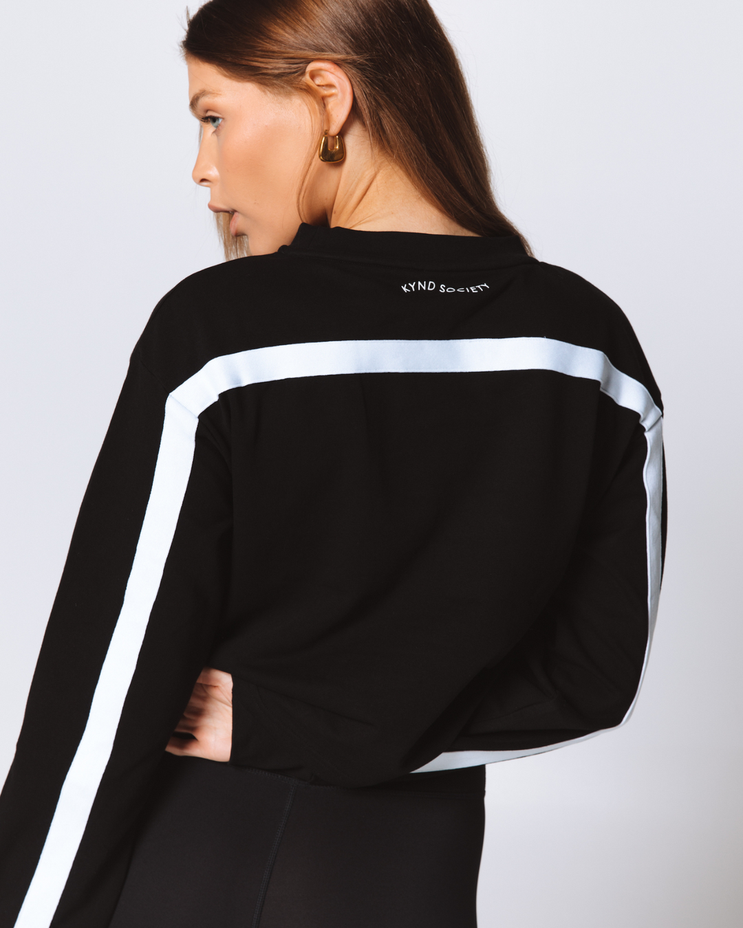 Cropped Pullover - Black