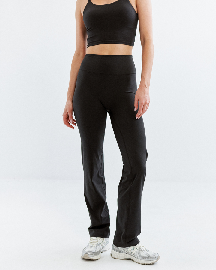 Core Yoga Pants - Midnight Black