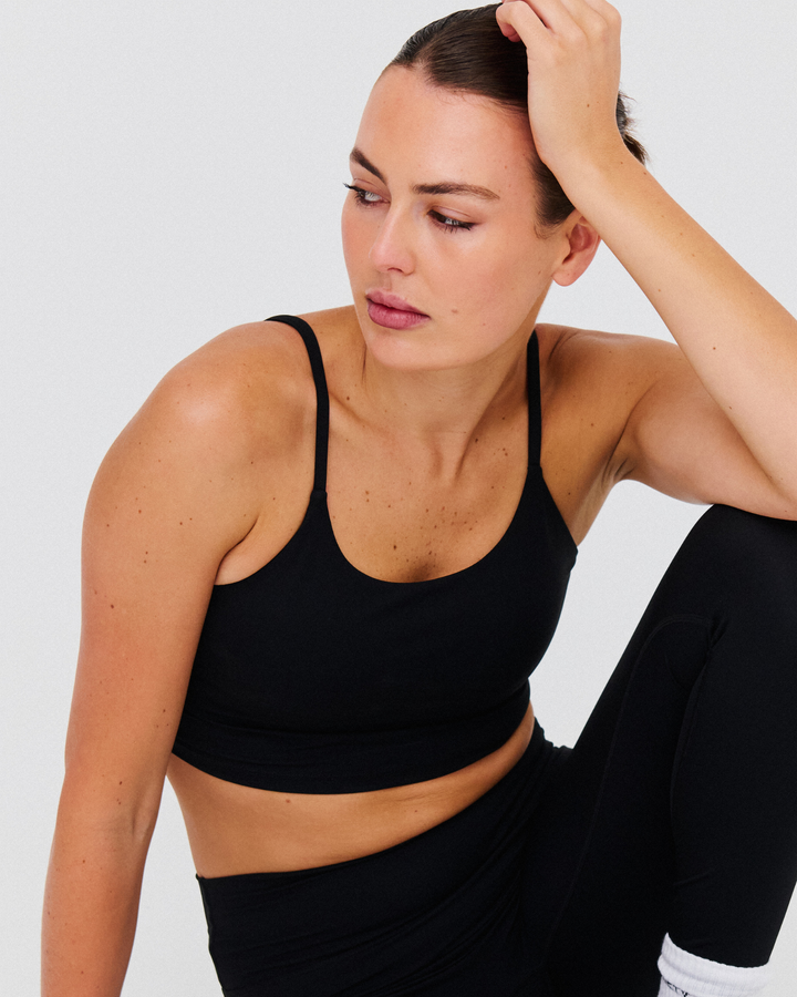 Core Tank Bra - Midnight Black